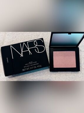 NARS PLEASE ME shimmer blush